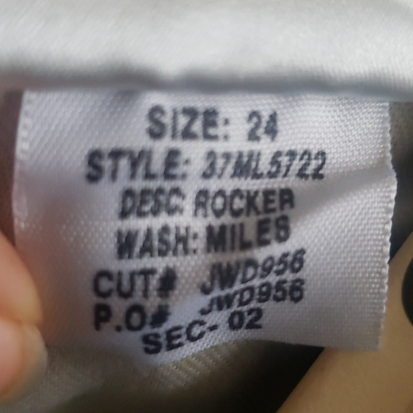 Joe's Jeans The Rocker - Picture 6 of 7